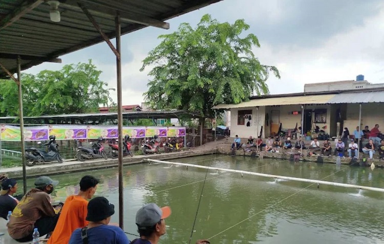 Pemancingan Bahri Kampung Sumur, Sumber: ulasan google maps